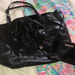 Tiffany’s Large Reversible Bag w/cosmetic bag